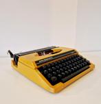 Okergele vintage typemachine Sperry Remington, Diversen, Typemachines, Ophalen of Verzenden, Kolibri vintage, Kolibrivintagehal@gmail.com