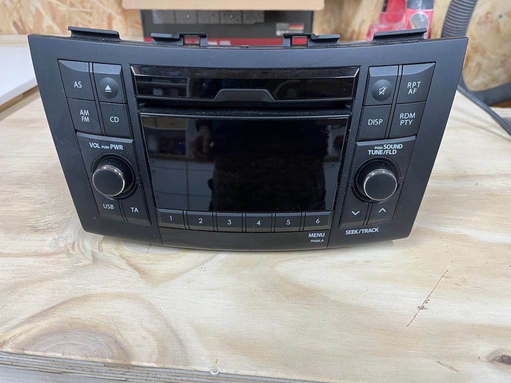 Radio cd-speler Suzuki Swift 2013 - Origineel, Ophalen of Verzenden, Gebruikt