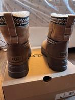 UGG Classic Mini Trailgazer Cognac - Maat 39, Kleding | Dames, Ophalen of Verzenden, Zo goed als nieuw, Bruin, Lage of Enkellaarzen