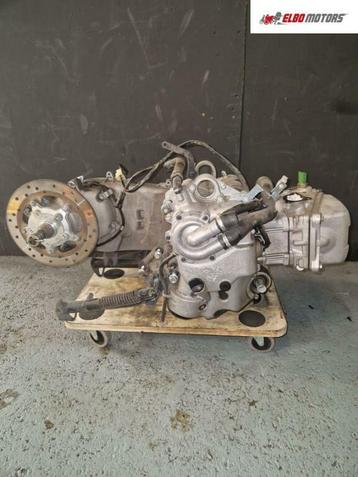 MOTORBLOK PIAGGIO MP3 400 2009 T/M 2014 NETTE STAAT beschikbaar voor biedingen