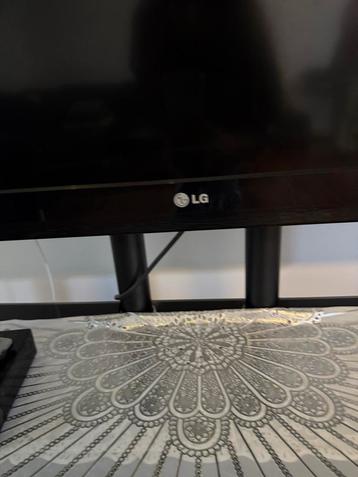 LG Televisie - Rotterdam beschikbaar voor biedingen