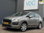 Peugeot 3008 1.2 PureTech Access | 131 PK | Airco | Trekhaak, Voorwielaandrijving, Stof, 1199 cc, Handgeschakeld
