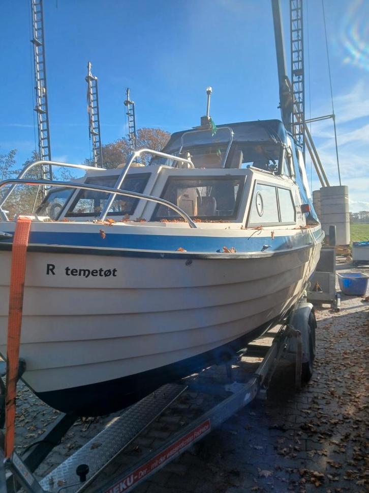 Spitsgatter met trailer en kenteken, Watersport en Boten, Motorboten en Motorjachten, Gebruikt, Polyester, 6 tot 9 meter, Diesel