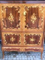 Italiaanse Louis XV kast met inleg., Antiek en Kunst, Ophalen