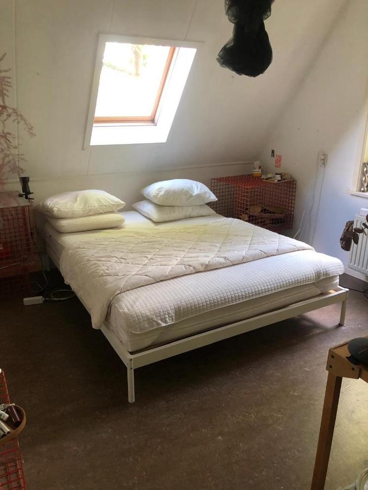 Mattress, Bed Frame, Pillows etc, Huis en Inrichting, Slaapkamer | Matrassen en Bedbodems, Zo goed als nieuw, Matras, 160 cm, 200 cm