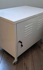 Leuk Ikea locker kastje op wielen 60 x 40 x 50 cm, Huis en Inrichting, Slaapkamer | Nachtkastjes, Ophalen, Gebruikt, Metaal of Aluminium