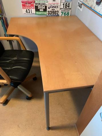 Bureau Ikea - Hoogte verstelbaar