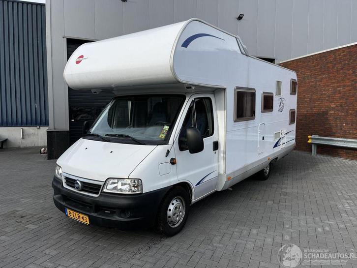Bürstner A576 ALKOVEN (bj 2005), Caravans en Kamperen, Campers, Bedrijf, Bürstner, Diesel, Handgeschakeld
