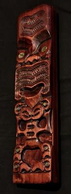 Maori figuur 42 cm., Antiek en Kunst, Verzenden
