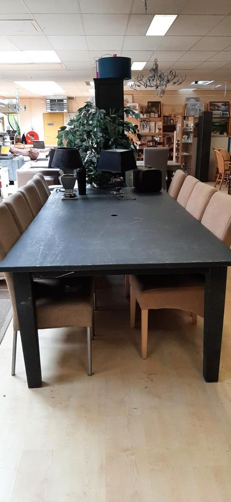 Grote zwarte eettafel, Huis en Inrichting, Tafels | Eettafels, Gebruikt, 100 tot 150 cm, 200 cm of meer, Vijf personen of meer