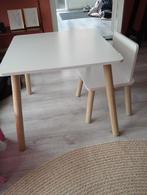 Twee keer klein tafeltje met stoeltje, Kinderen en Baby's, Kinderkamer | Tafels en Stoelen, Ophalen, Gebruikt, Tafel(s) en Stoel(en)