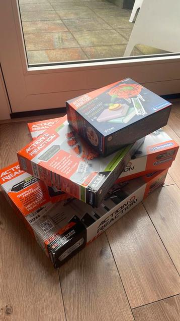 Set van 4 Clementoni Action Reaction Knikkerbanen beschikbaar voor biedingen