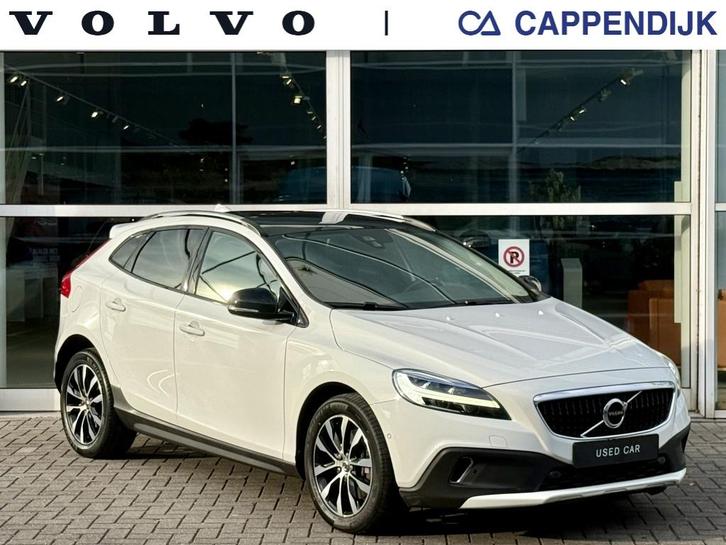 Volvo V40 Cross Country T3 153PK AUT6 Polar+ Luxury| Panodak, Auto's, Volvo, Bedrijf, V40, ABS, Achteruitrijcamera, Airbags, Airconditioning