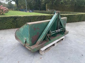 Grondbak jako 180cm beschikbaar voor biedingen