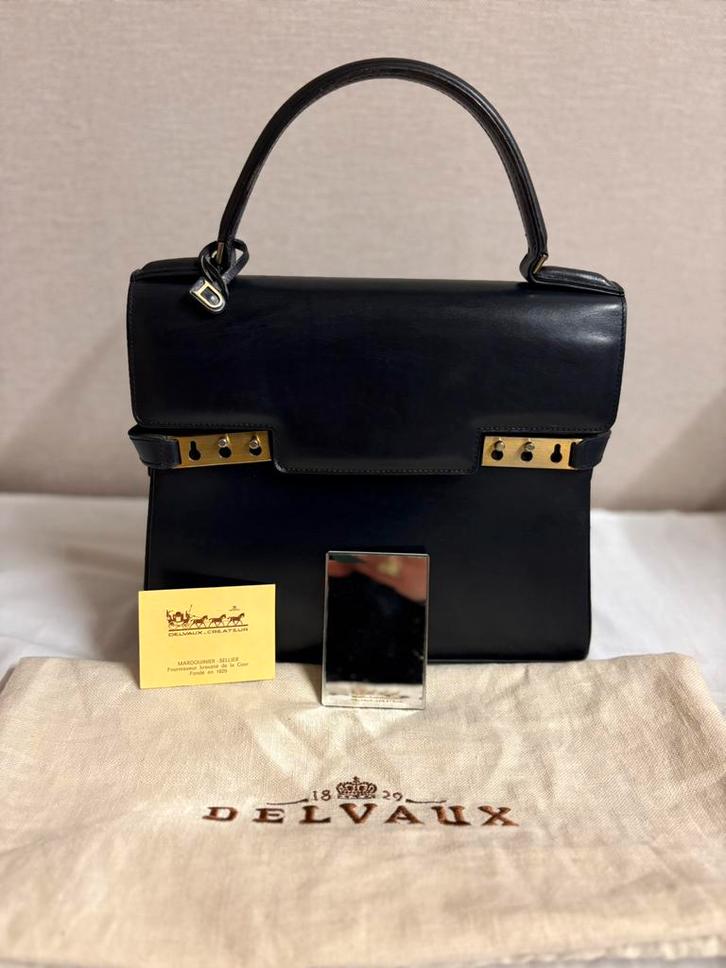 DELVAUX vintage Tempête marineblauw boxcalf leer, Sieraden, Tassen en Uiterlijk, Tassen | Damestassen, Zo goed als nieuw, Handtas