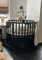 Zwarte Babybox met Accessoires, Kinderen en Baby's, Boxen, Ophalen, Zo goed als nieuw, Rond, Boxkleed