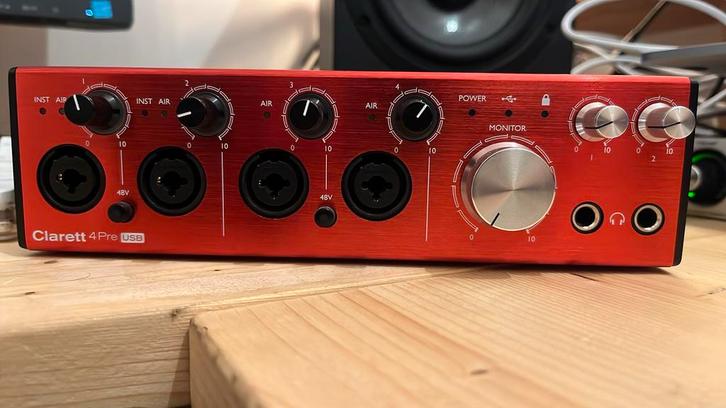 Focusrite Clarett 4pre USB-C Geluidskaart, Muziek en Instrumenten, Mengpanelen, Gebruikt, 5 tot 10 kanalen, Microfooningang, Ophalen of Verzenden