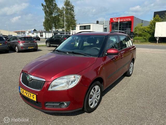 Skoda Fabia Combi 1.4-16V Ambition Business Line, Auto's, Skoda, Bedrijf, Te koop, Fabia, ABS, Airbags, Airconditioning, Alarm