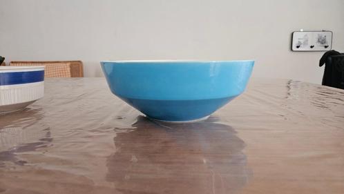 Villeroy & Boch schaal – blauw, Huis en Inrichting, Keuken | Servies, Zo goed als nieuw, Schaal of Schalen, Overige stijlen, Porselein