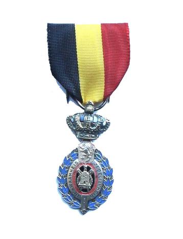 België Bekwaam- en Zedelijkheid medaille z.j. beschikbaar voor biedingen