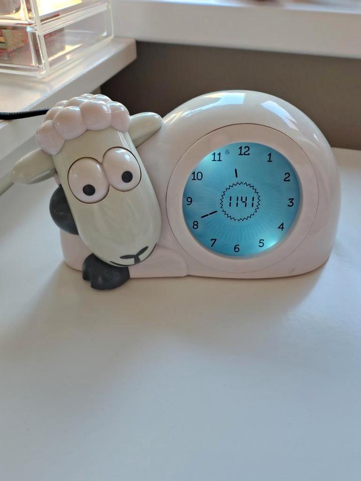 Schattige Zazu Sleeptrainer Sam wekker, Witgoed en Apparatuur, Wekkers, Zo goed als nieuw, Digitaal, Ophalen of Verzenden