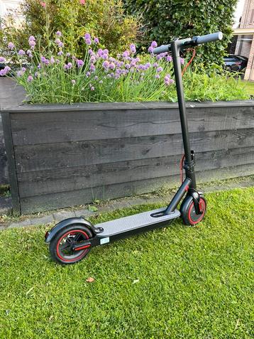 Gloednieuwe Elektrische Step 350W Opvouwbaar en Waterdicht beschikbaar voor biedingen