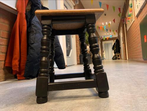 Krukje, Huis en Inrichting, Krukjes, Zo goed als nieuw, Hout, Ophalen