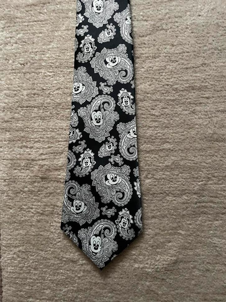 Zwart-wit Mickey Mouse Paisley Stropdas, Kleding | Heren, Stropdassen, Zo goed als nieuw, Met patroon, Zwart, Ophalen of Verzenden