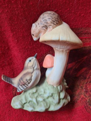Chancery Collection Winterkoning met muis  beschikbaar voor biedingen