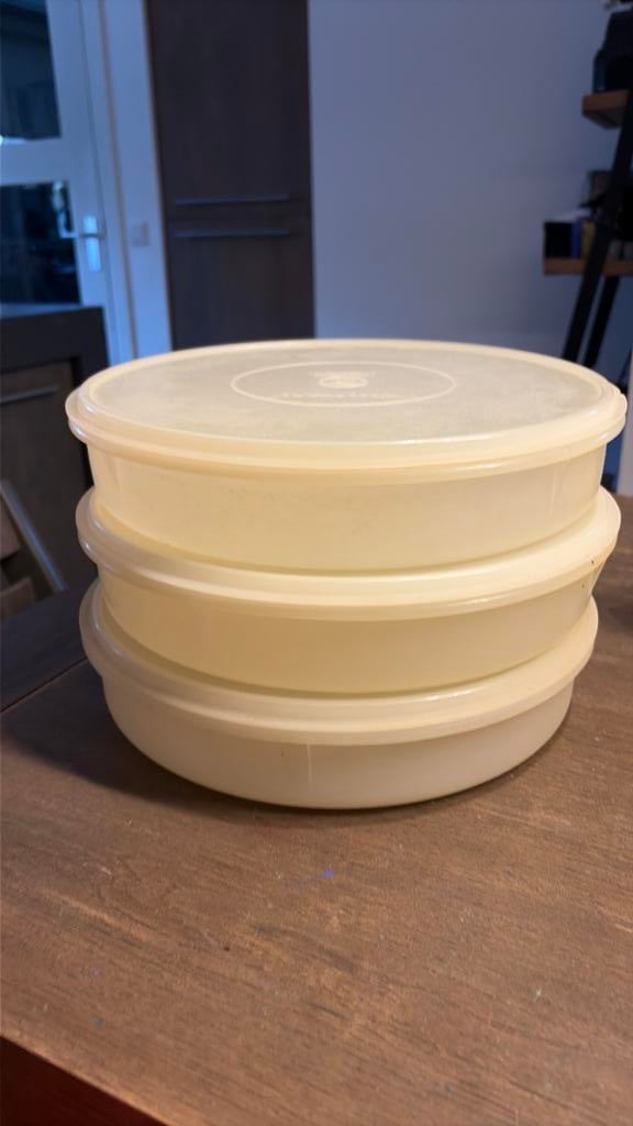 Tupperware taartdoos / cupcake doos, Huis en Inrichting, Keuken | Tupperware, Ophalen, Gebruikt, Crème, Overige typen