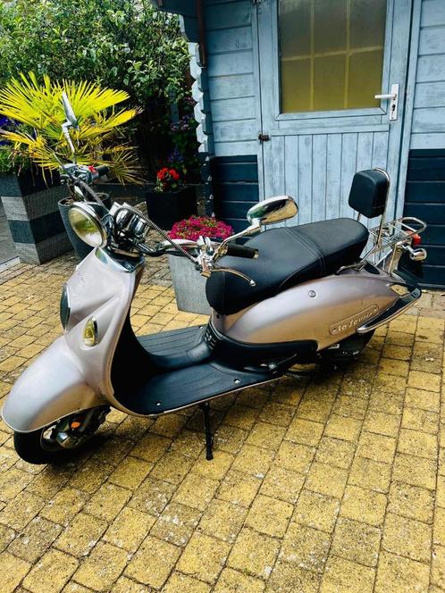La Souris Grande Retro Premium Line scooter - 45 km/u, Fietsen en Brommers, Scooters | Overige merken, Zo goed als nieuw, Maximaal 45 km/u