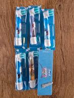6 Oral B precision clean borstels + 6 Kinderborstels - Nieuw, Ophalen of Verzenden, Nieuw, Opzetborstel