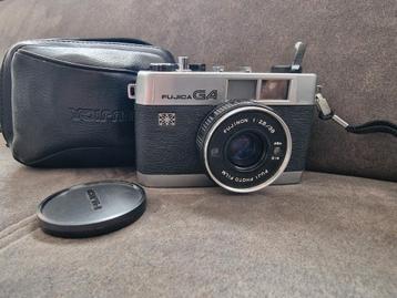 Fujica G4 Vintage 35mm Camera – Compleet met Tas & Lensdop beschikbaar voor biedingen