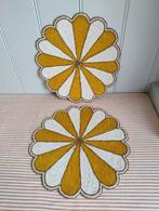Nieuw! Set 2x Tiramisu scalloped beaded placemat, Ophalen of Verzenden, Nieuw, Overige vormen, Overige materialen