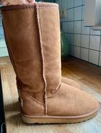 Nieuwe UGG classic tall chestnut 37, Kleding | Dames, Schoenen, Hoge laarzen, UGG, Bruin, Nieuw