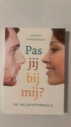 Astrid Hoogeveen - Pas jij bij mij?, Ophalen of Verzenden, Zo goed als nieuw, Astrid Hoogeveen