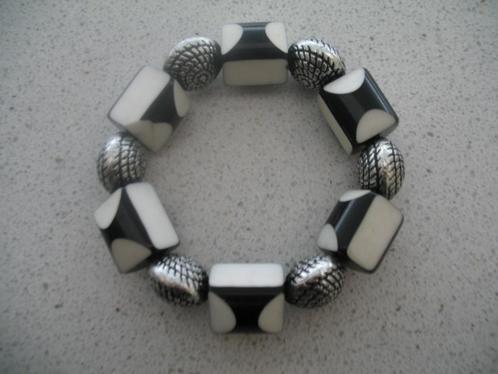 Kralen Armband -Black and White /Zilverkleurige Kralen, Sieraden, Tassen en Uiterlijk, Armbanden, Zo goed als nieuw, Overige materialen