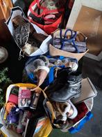 6 tassen met rommelmarktspullen +schilderij, Ophalen, Gebruikt