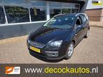Ford Focus Wagon 2.0-16V Futura, Auto's, Gebruikt, Zwart, Handgeschakeld, 1259 kg