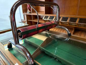 Vintage Winkelpapierhouder  beschikbaar voor biedingen