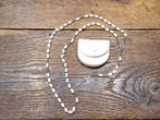 oude witte stenen paternoster met lederen zakje, begin 1900, Antiek en Kunst, Antiek | Religie, Ophalen of Verzenden