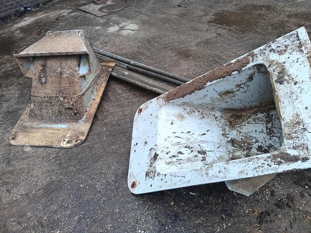 Te koop, Januari, Mannelijk