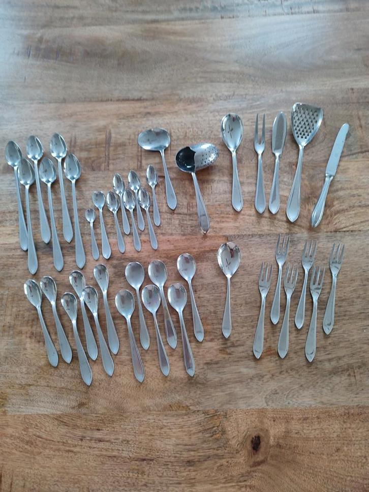Sola GZ diverse klein bestek puntfilet, Huis en Inrichting, Keuken | Bestek, Zo goed als nieuw, Rvs of Chroom, Ophalen of Verzenden