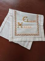 Vintage Handgeborduurde linnen Pyamahoes, Antiek en Kunst, Antiek | Kleden en Textiel, Ophalen