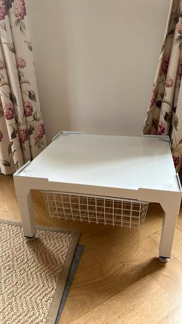Wasmachine of wasdroger verhoger mand metaal wit 60x55x33 cm beschikbaar voor biedingen