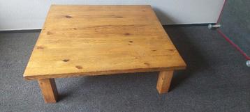 Massief Houten Salontafel beschikbaar voor biedingen