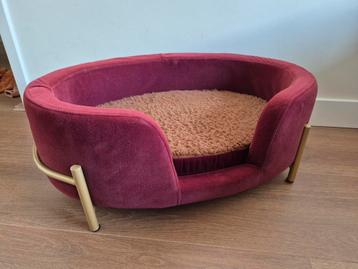 Katten/honden mand / sofa. Wijnrood beschikbaar voor biedingen