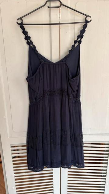 Mooi donkerblauwe Only zomerjurk maat L beschikbaar voor biedingen