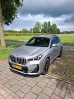 BMW X1 30E M-sport 2025 High Executive Hybride Rookzilver, 1800 kg, Zwart, USB, Vierwielaandrijving