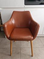 Twee eetkamerstoelen met armleuningen, Ophalen, Gebruikt, Bruin, Twee